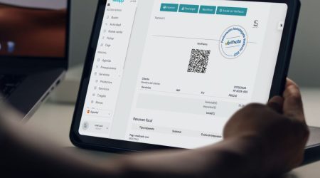 Mockup tablet indoor verifactu